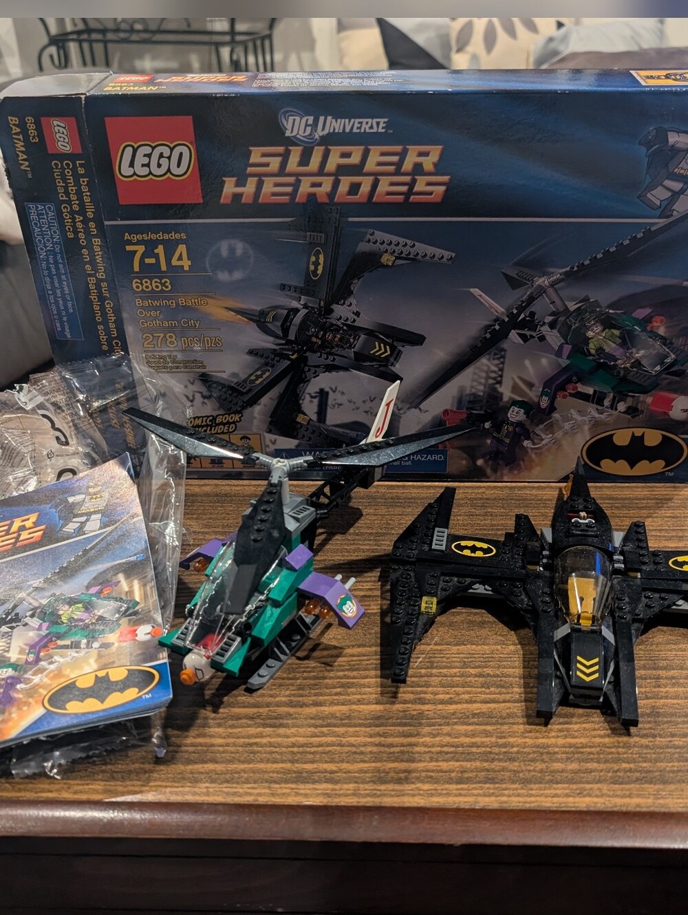 LEGO 6863 Batwing Battle Over Gotham City